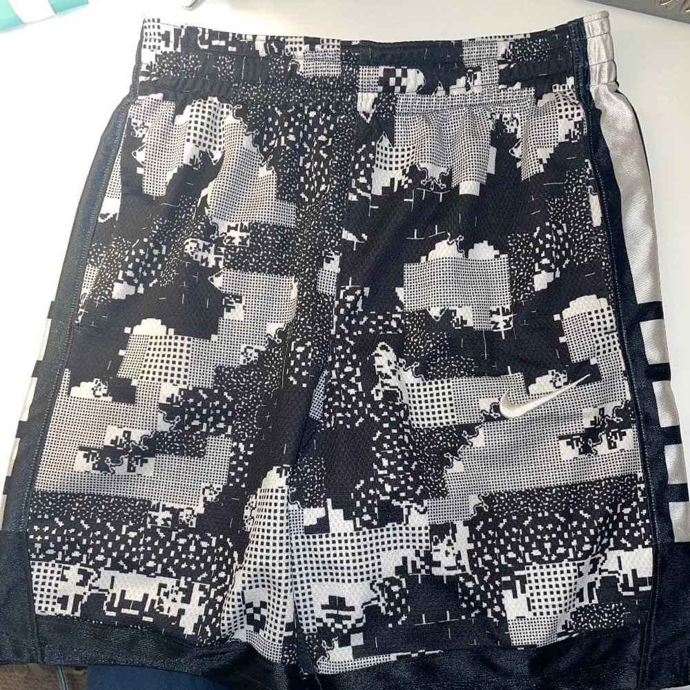 Dri-fit Nike Athletic shorts (kids)